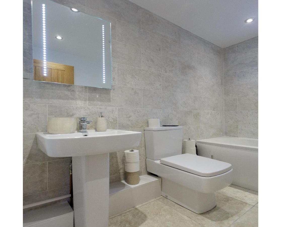 Live In Leeds Greenhill Bungalows Екстер'єр фото
