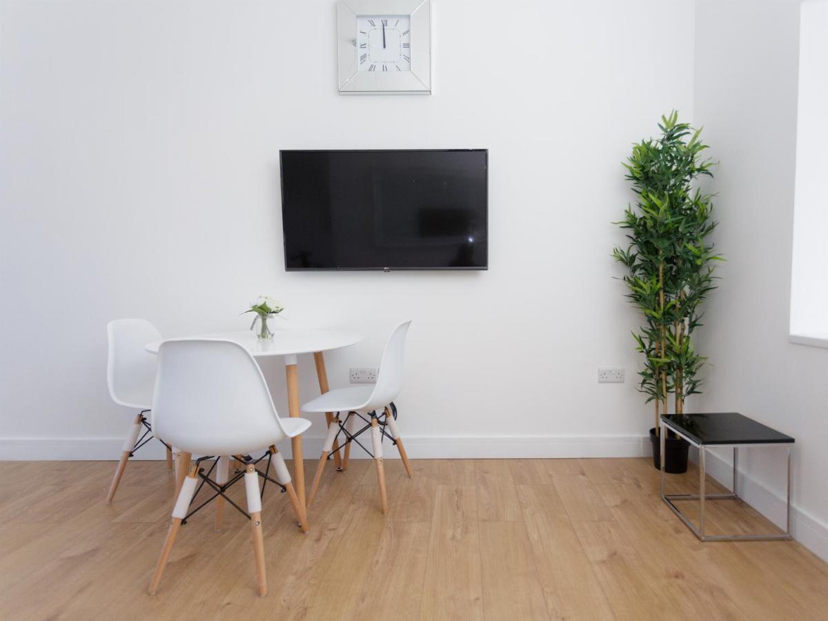 Live In Leeds Greenhill Bungalows Екстер'єр фото