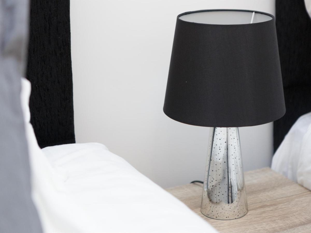 Live In Leeds Greenhill Bungalows Екстер'єр фото