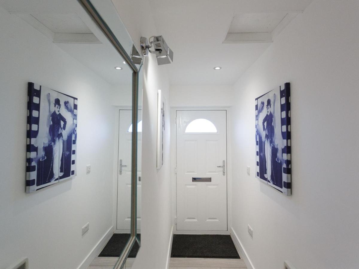 Live In Leeds Greenhill Bungalows Екстер'єр фото